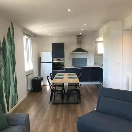Un Petit Bout De Reve, Balcon, Parking & Proche Centre דירה אנסי