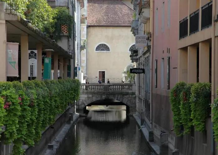公寓 Un Petit Bout De Reve, Balcon, Parking & Proche Centre *